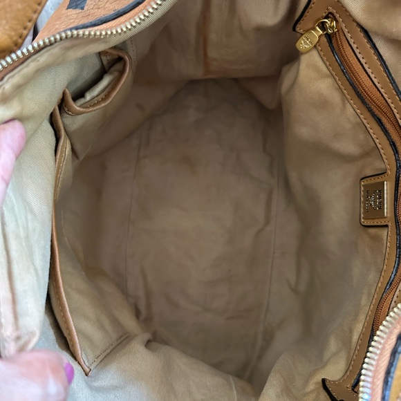 MCM Cognac Visetos shoulder bag - Picture 13 of 13